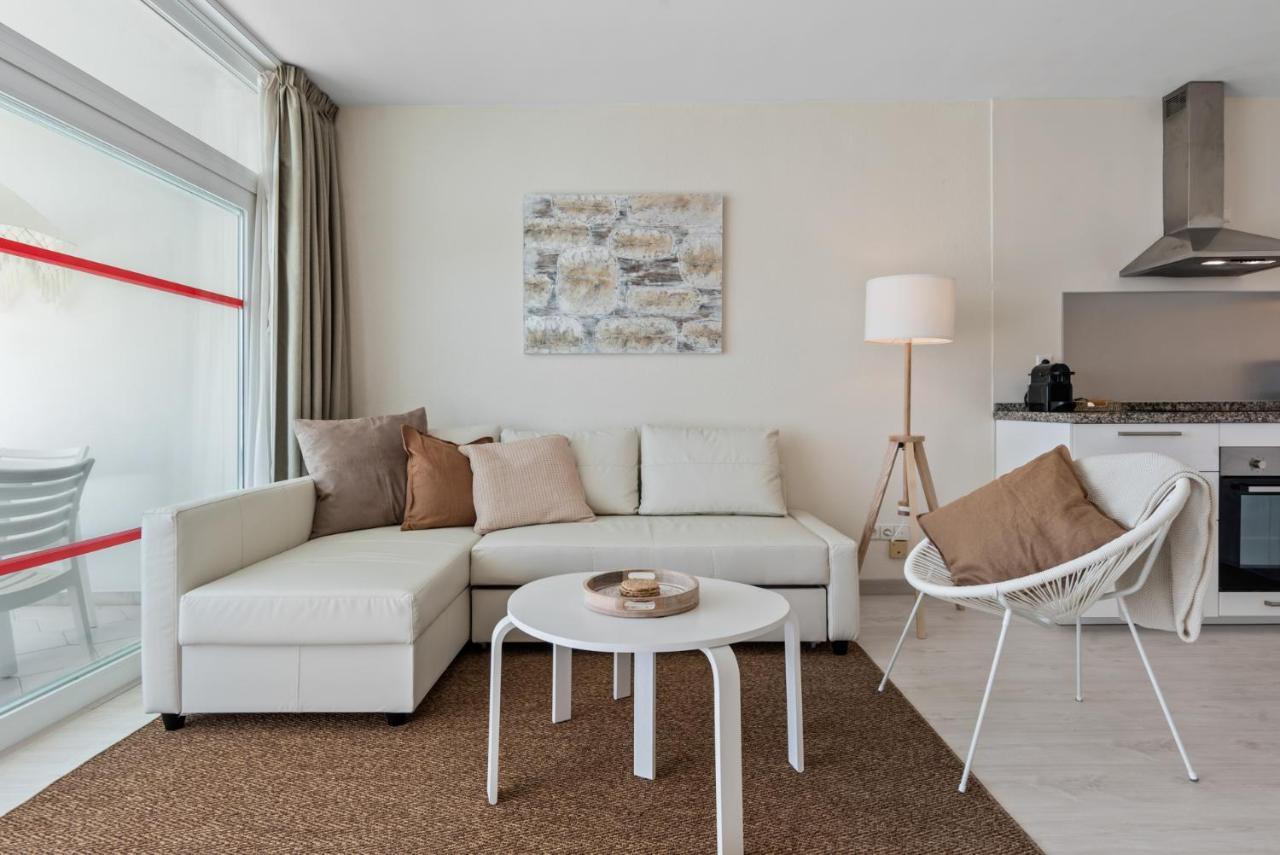Frontline Beach Apartment Miraflores Sitio de Calahonda ภายนอก รูปภาพ