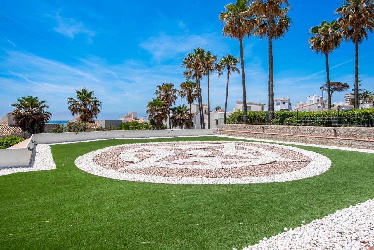 Frontline Beach Apartment Miraflores Sitio de Calahonda ภายนอก รูปภาพ