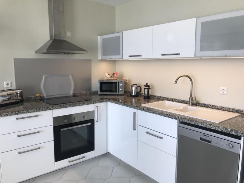 Frontline Beach Apartment Miraflores Sitio de Calahonda ภายนอก รูปภาพ